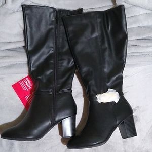Dexflex Comfort tall black heeled boots